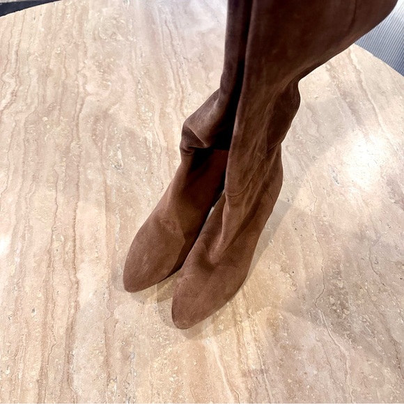 Saint Laurent Sun Land Over-The-Knee Suede Boots - Picture 10 of 11